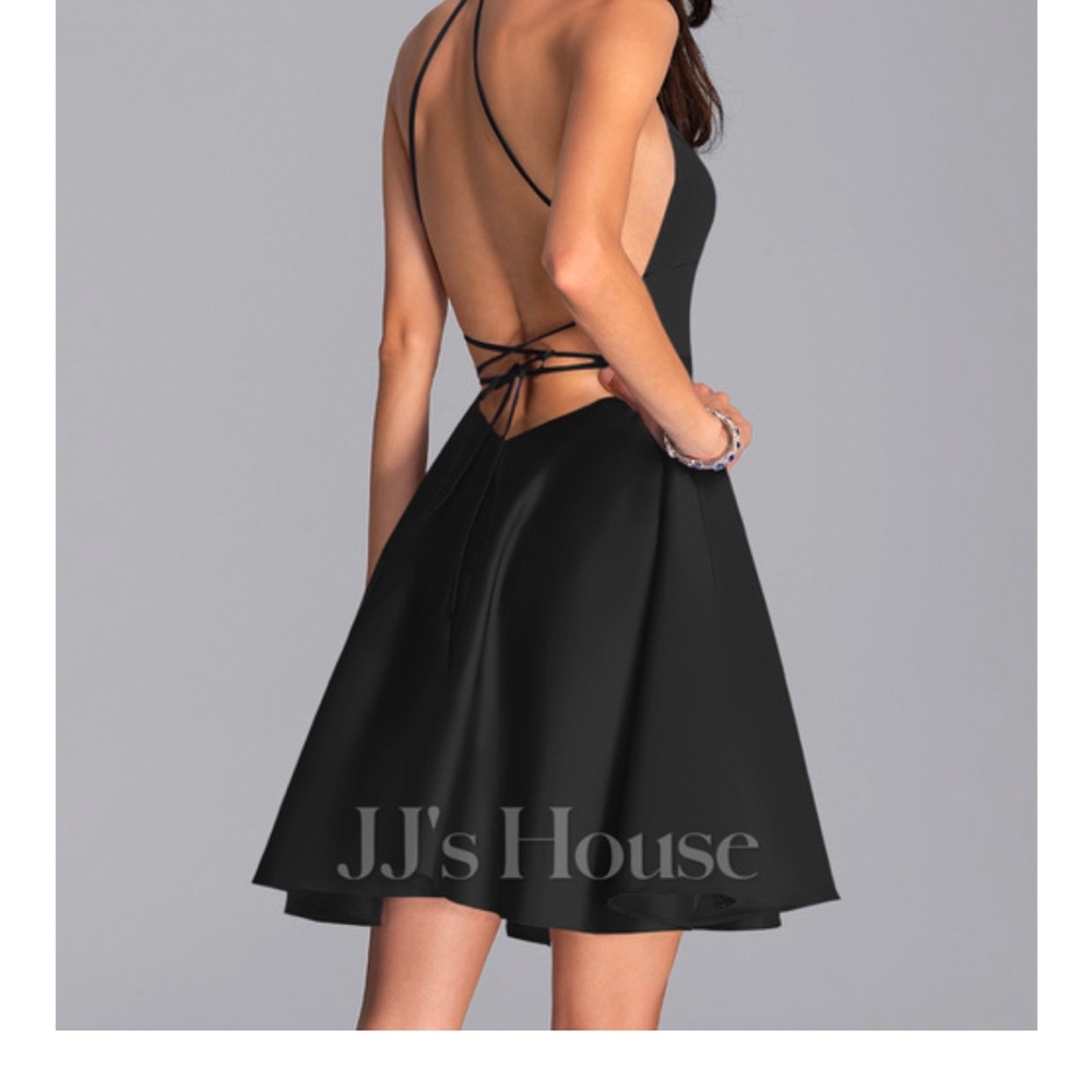 JJ’s House Black A-line Square Short Satin, size 14 with tags